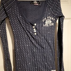 Lightweight VS Pink Henley